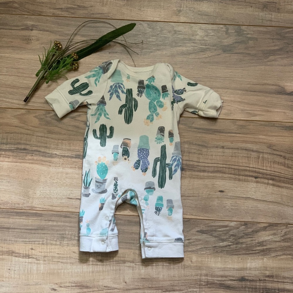 Old Navy onsie